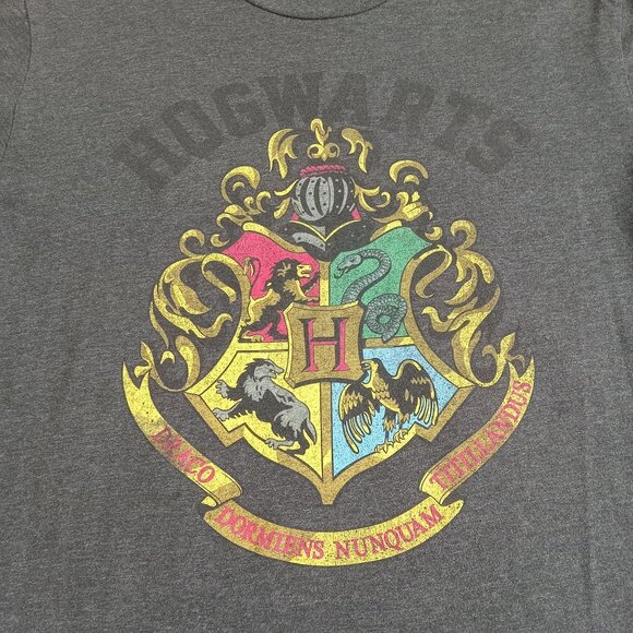Harry Potter Hogwarts Crest T-Shirt LT - Picture 3 of 8